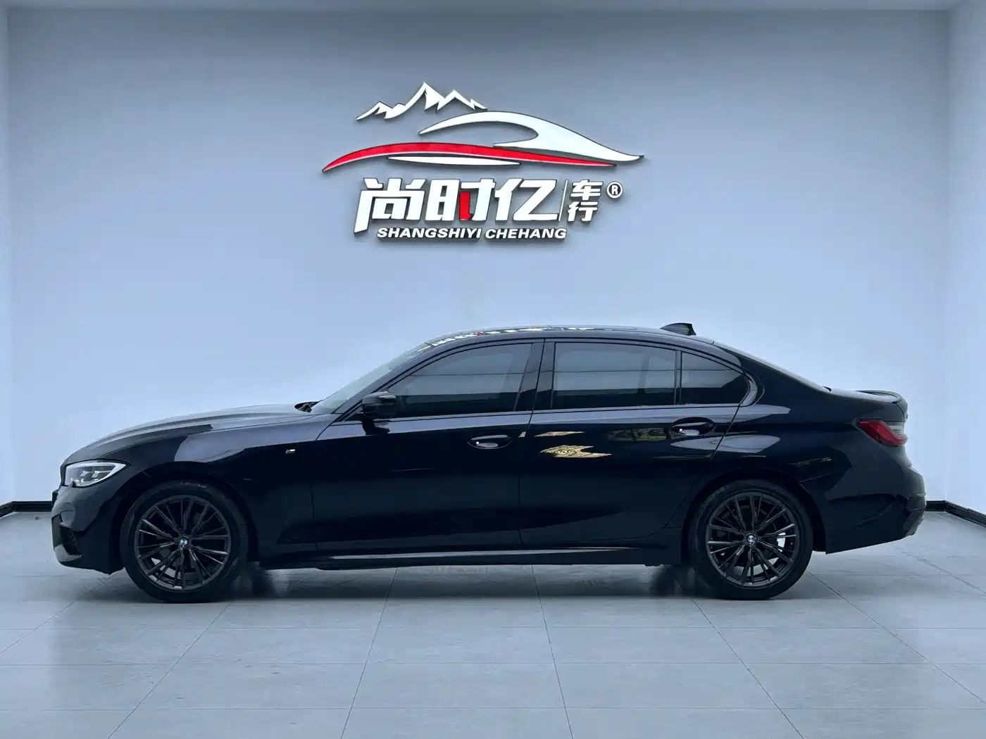 BMW 3 Series 2020 Facelift 325Li M Sport Night Edition фото 5