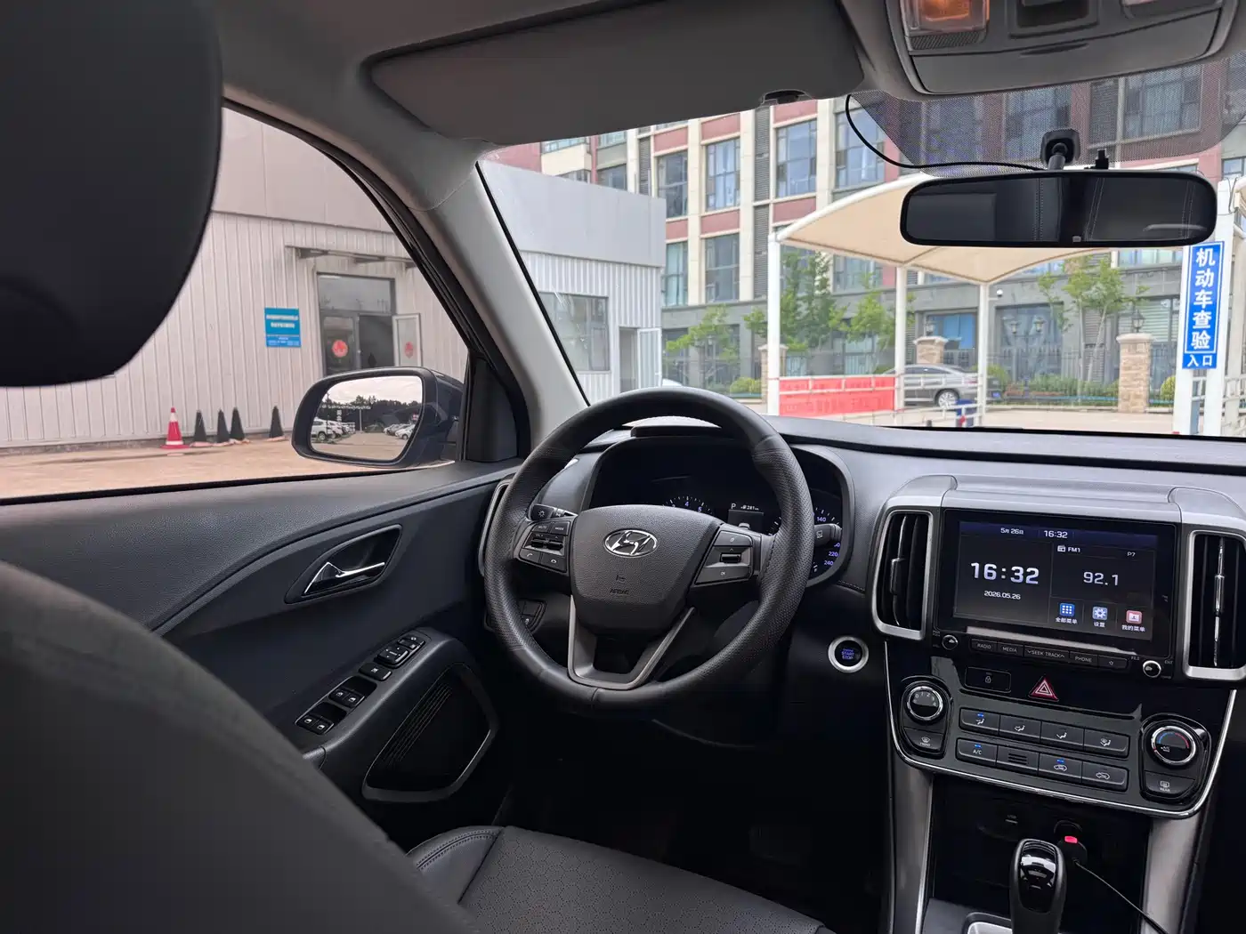 Hyundai Beijing Hyundai ix35 2018 2.0L Automatic 2WD Zhiyong·Enjoyment Edition фото 15