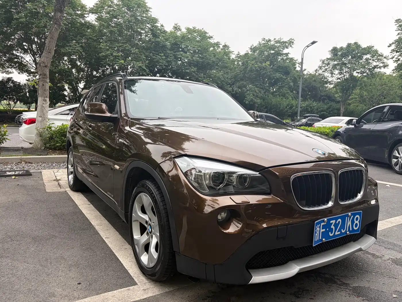 BMW X1 2012 xDrive20i Luxury фото 3