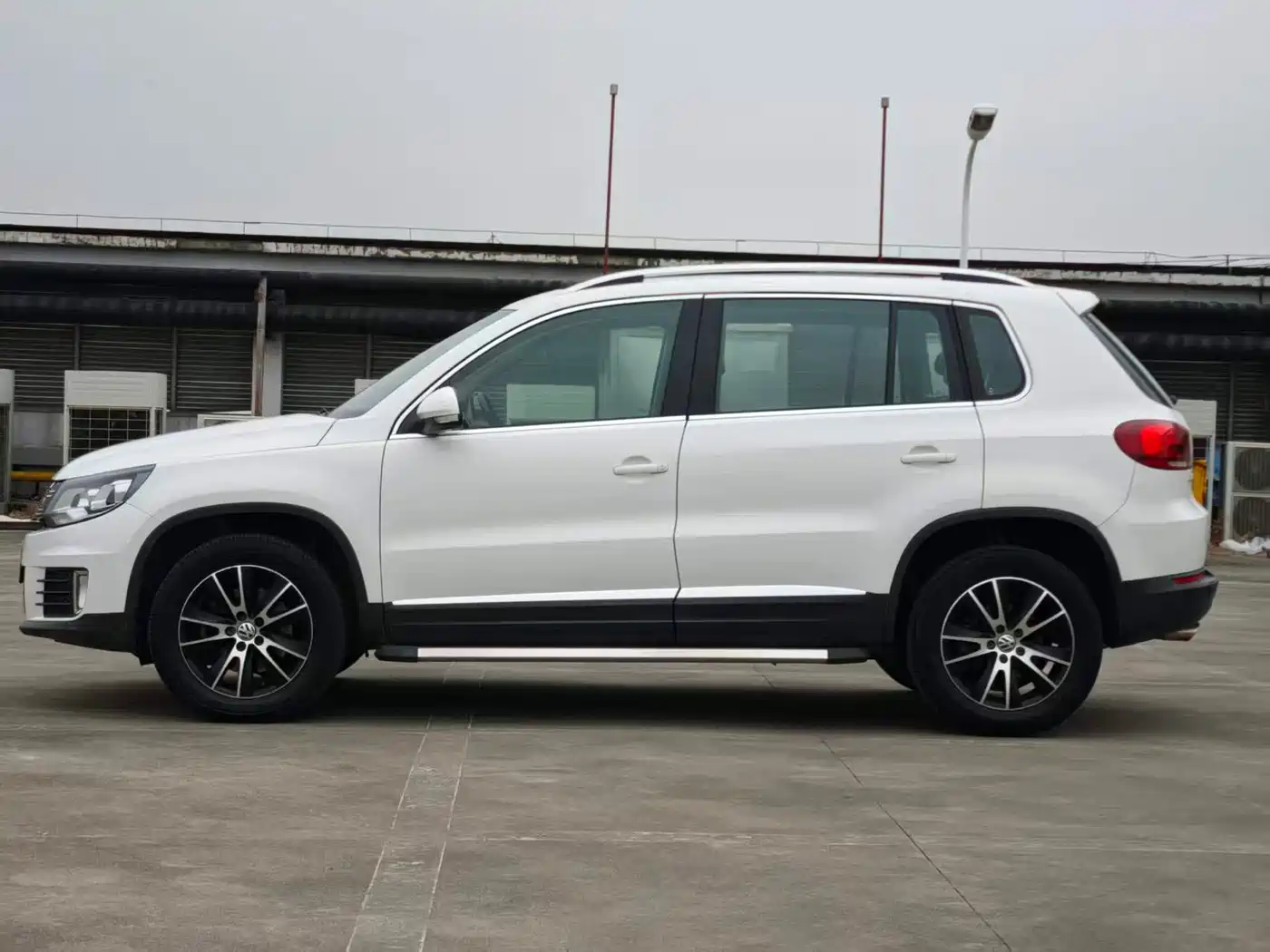 Volkswagen Tiguan 2015 1.8TSI Automatic 2WD Highline фото 6