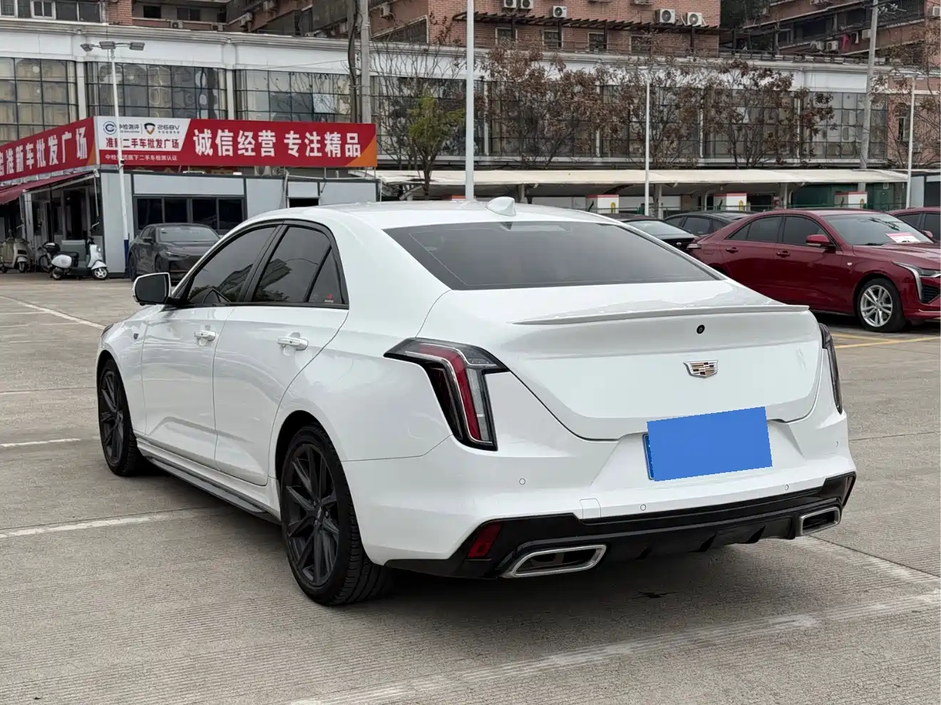 CADILLAC CT4