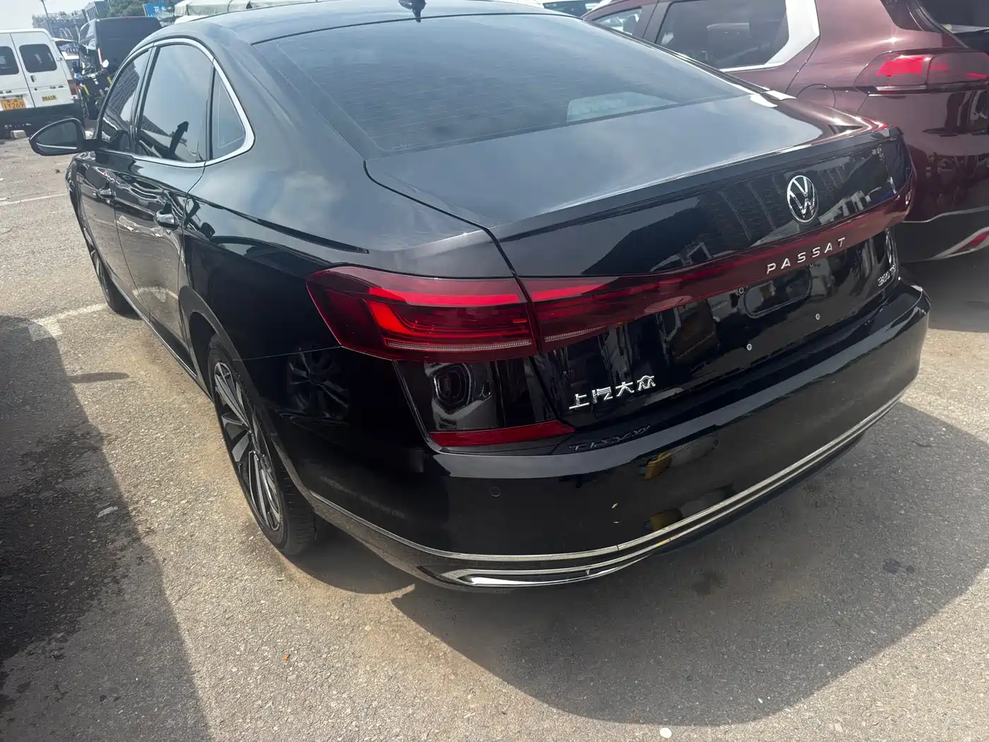 Volkswagen Passat 2024 380TSI Dragon Soaring Edition фото 18