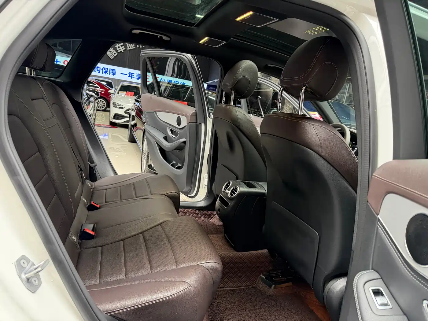 Mercedes-Benz GLC 2020 Facelift GLC 260 L 4MATIC Dynamic фото 22