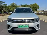 Фото 1 - Volkswagen Tiguan L PHEV