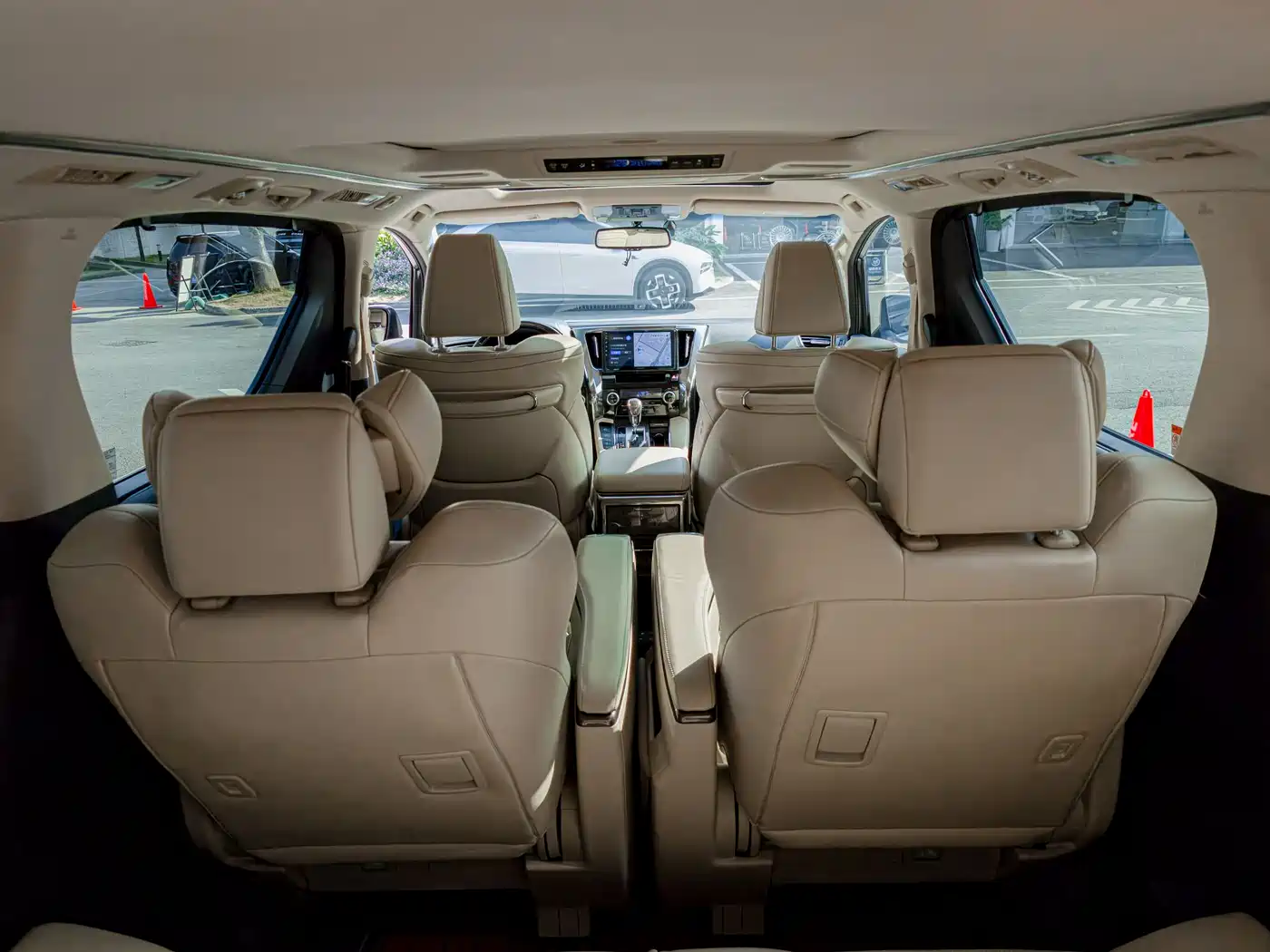 Toyota Alphard 2018 3.5L Premium фото 15