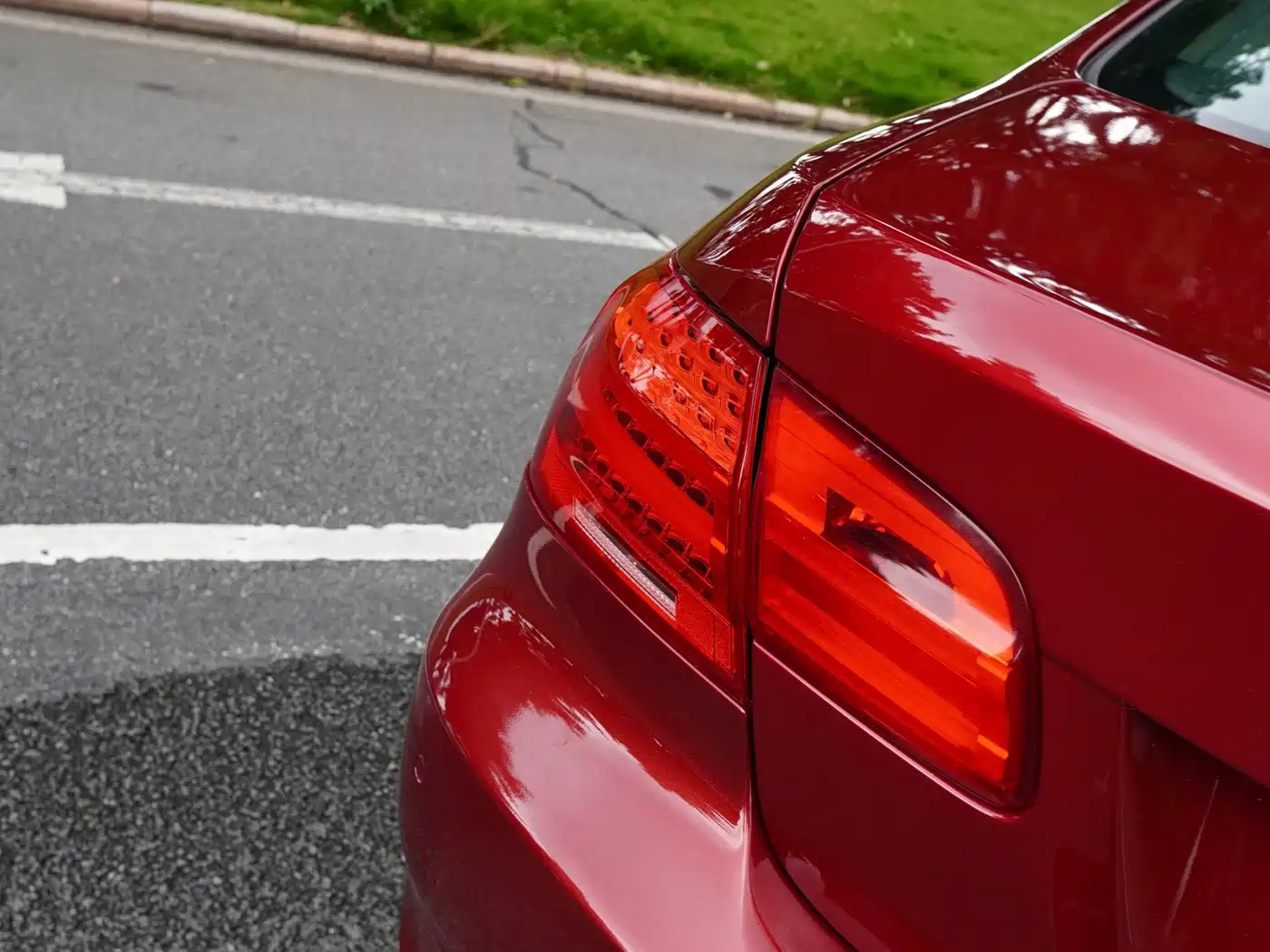 BMW 3 Series (Import) 2013 2011 330i Coupe