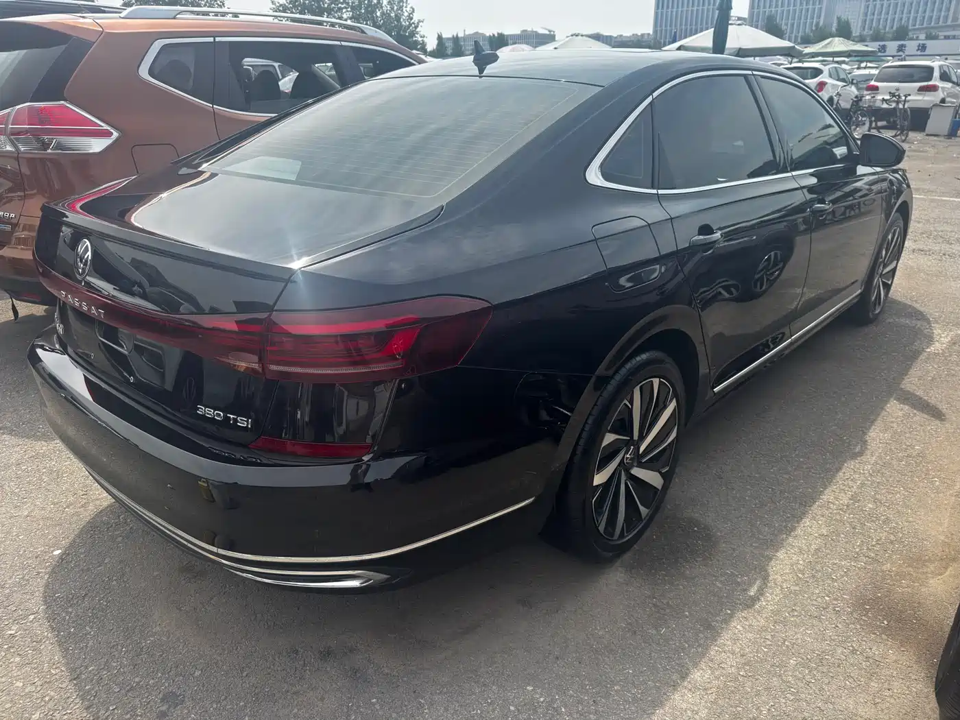 Volkswagen Passat 2024 380TSI Dragon Soaring Edition фото 16
