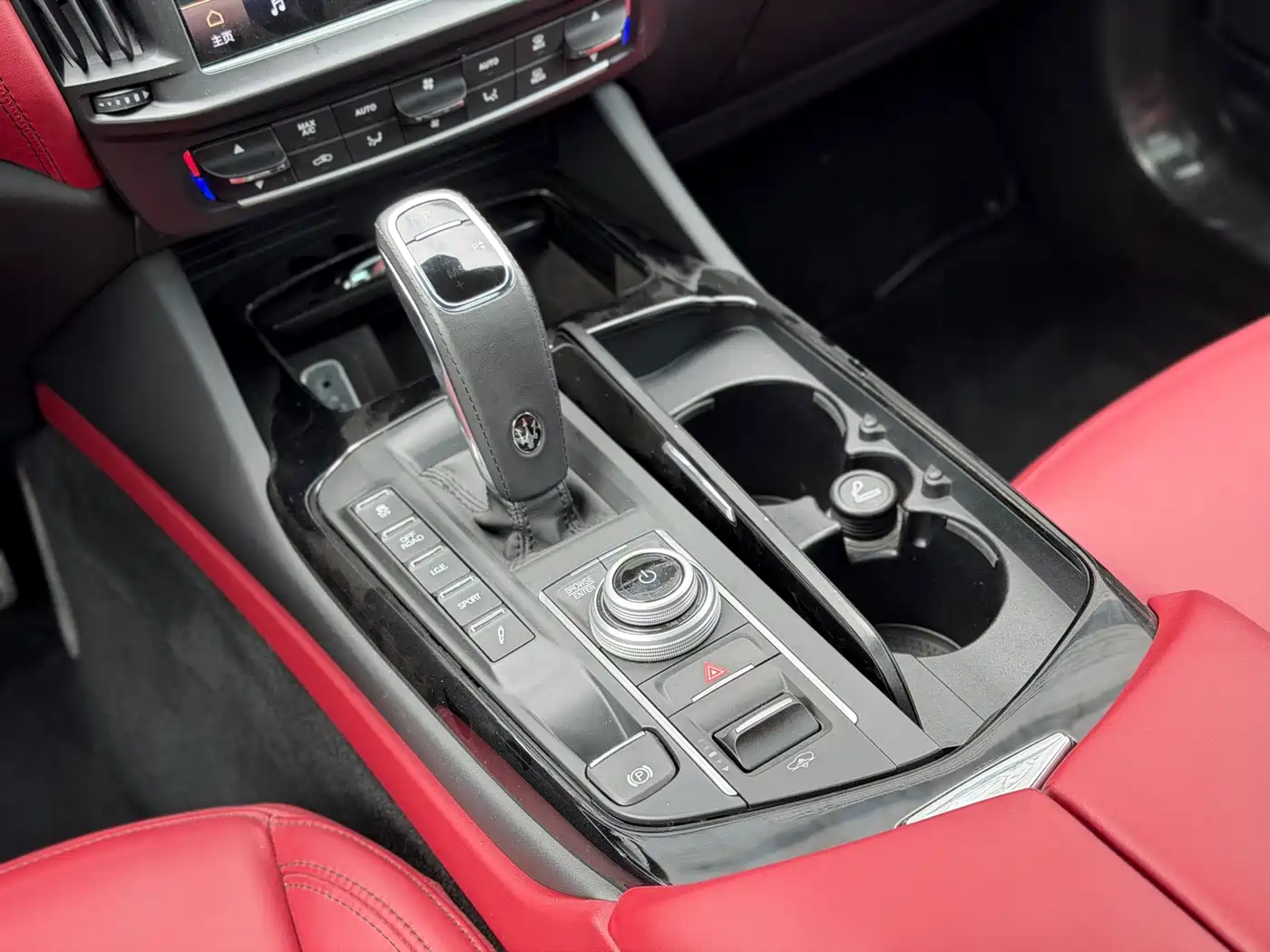 Maserati Levante 2022 2021 3.0T Standard Edition