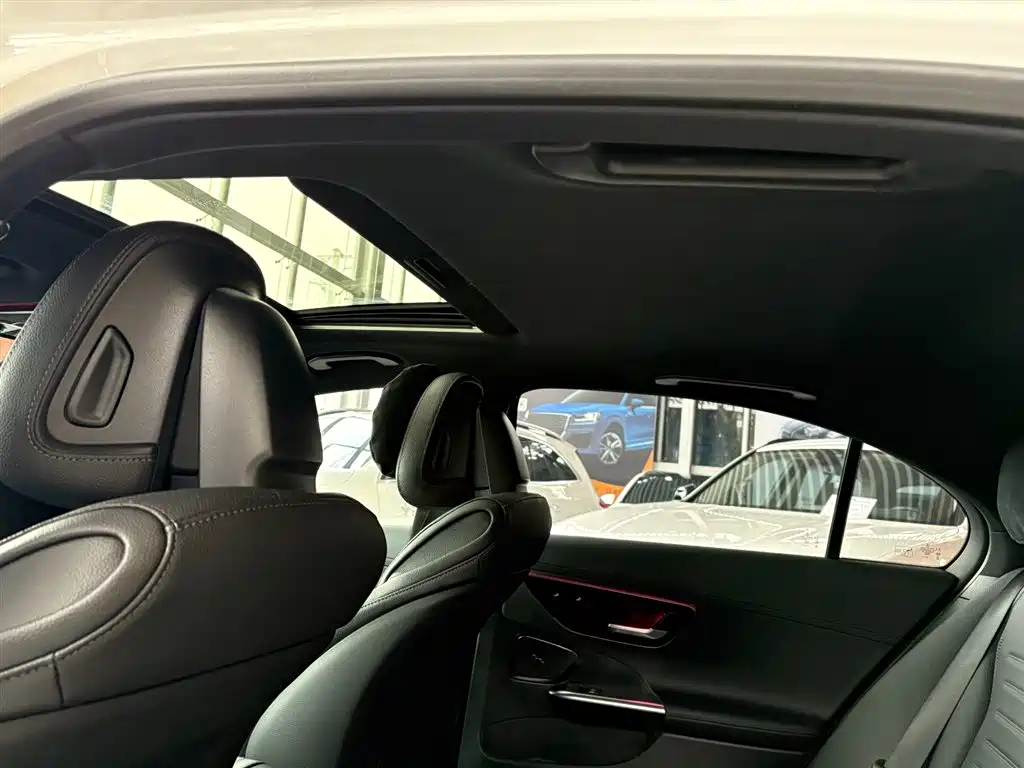 Mercedes-Benz C-Class 2023 Facelift C 200 L Sport Edition фото 19