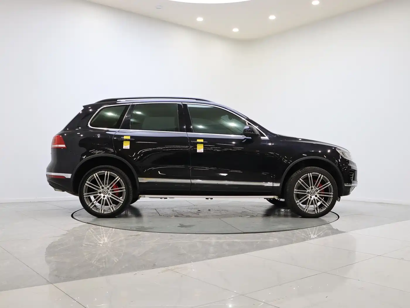 Volkswagen Touareg 2017 3.0TSI Explorer Edition фото 8