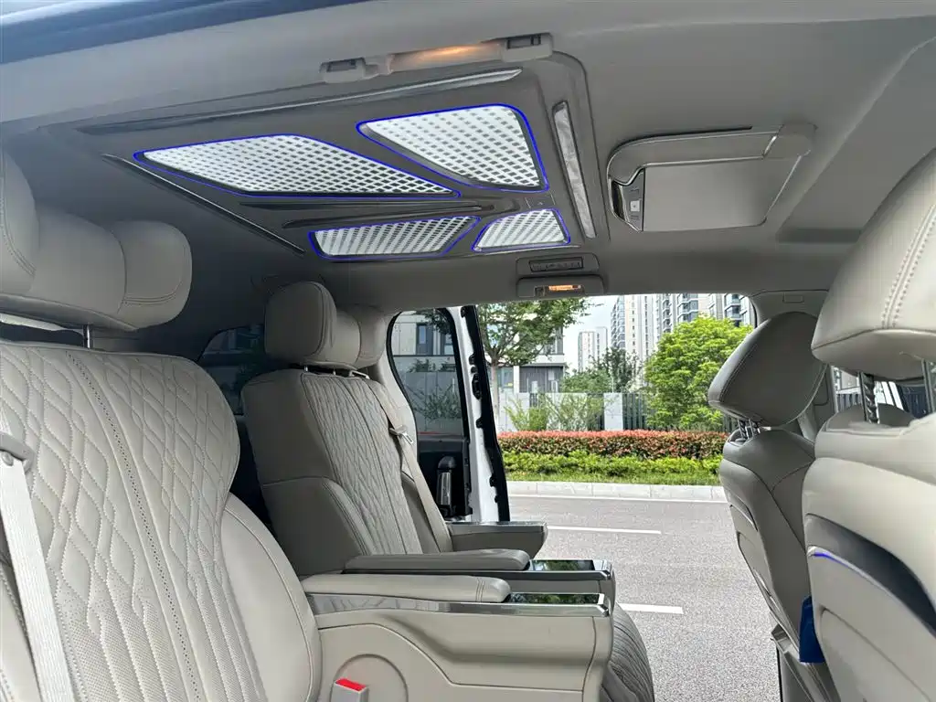 Buick GL8 2021 Land Business Class 652T Comfort фото 11