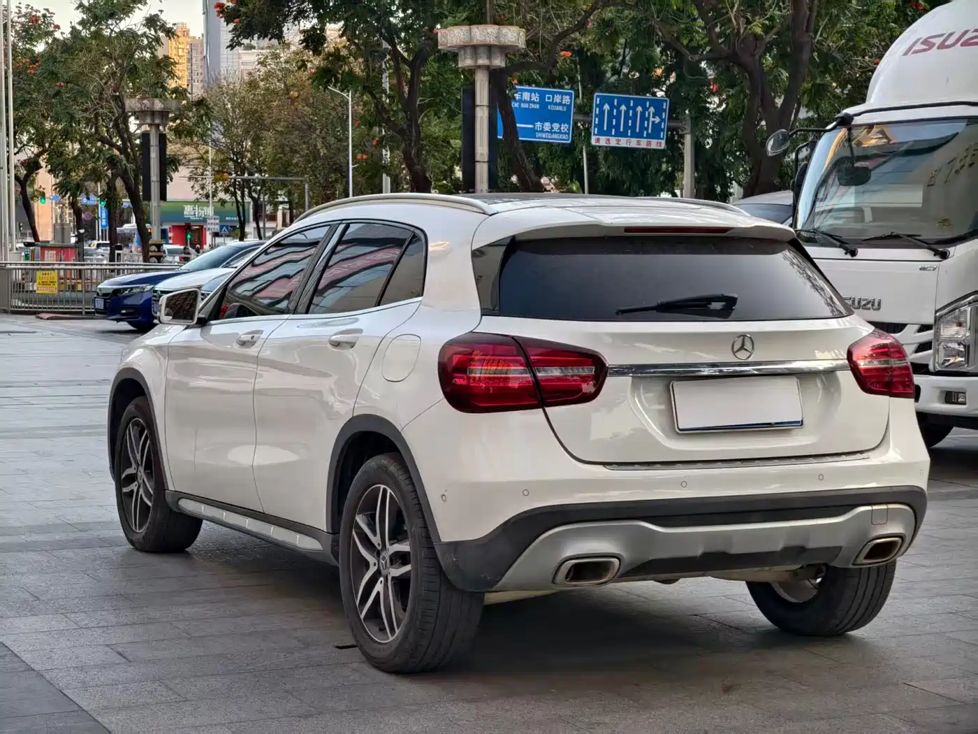 Mercedes-Benz GLA 2017 GLA 200 Fashion фото 5