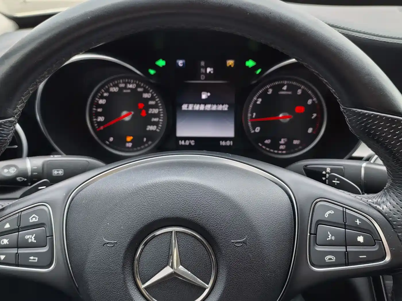 Mercedes-Benz C-Class 2015 C 200 L Sport фото 19