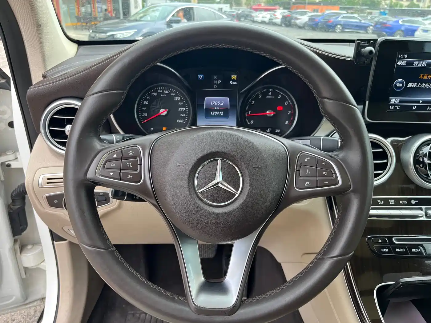 Mercedes-Benz GLC 2017 GLC 260 4MATIC Dynamic фото 14