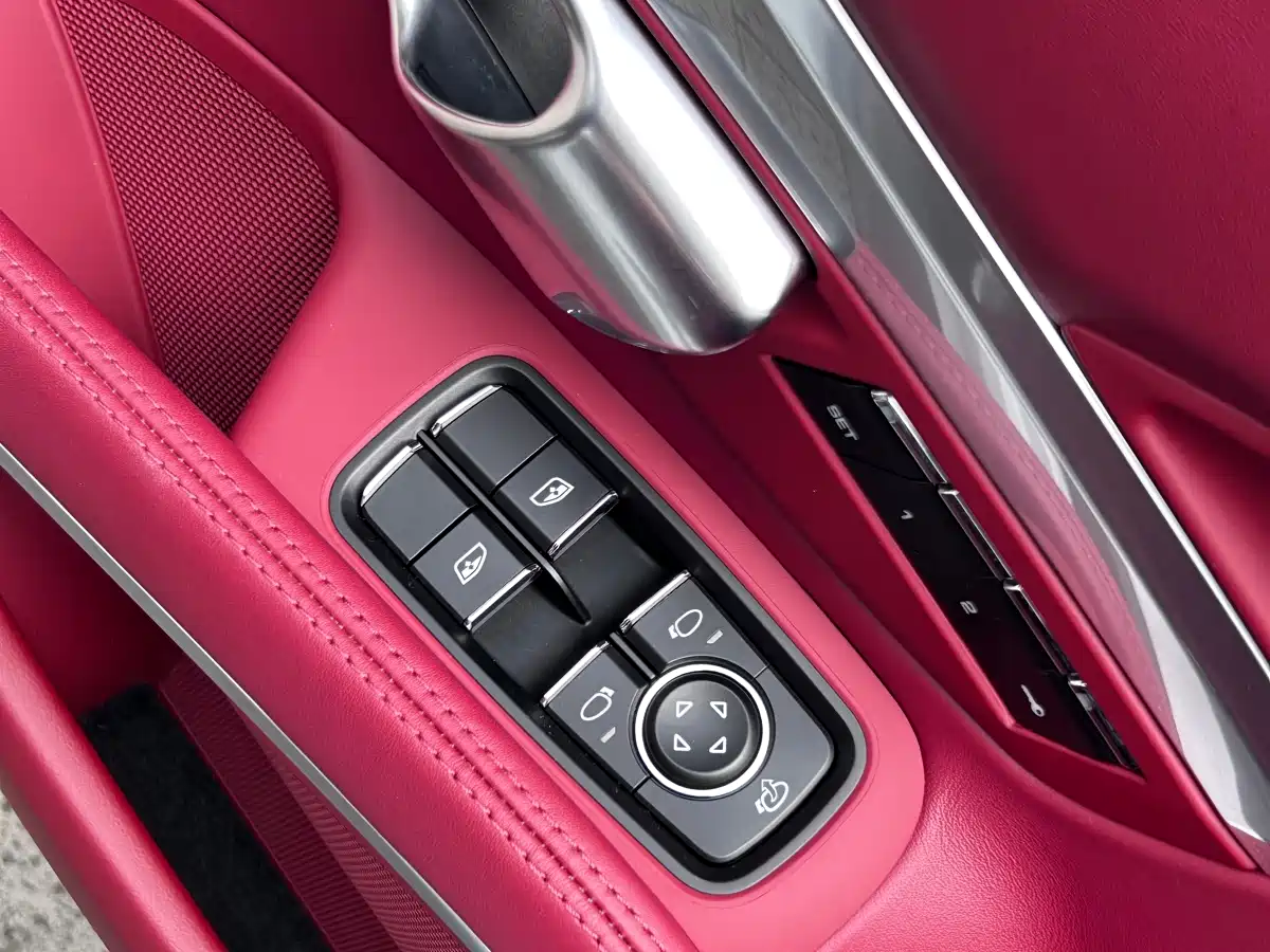 Porsche 718 2024 2023 Cayman Style Edition 2.0T
