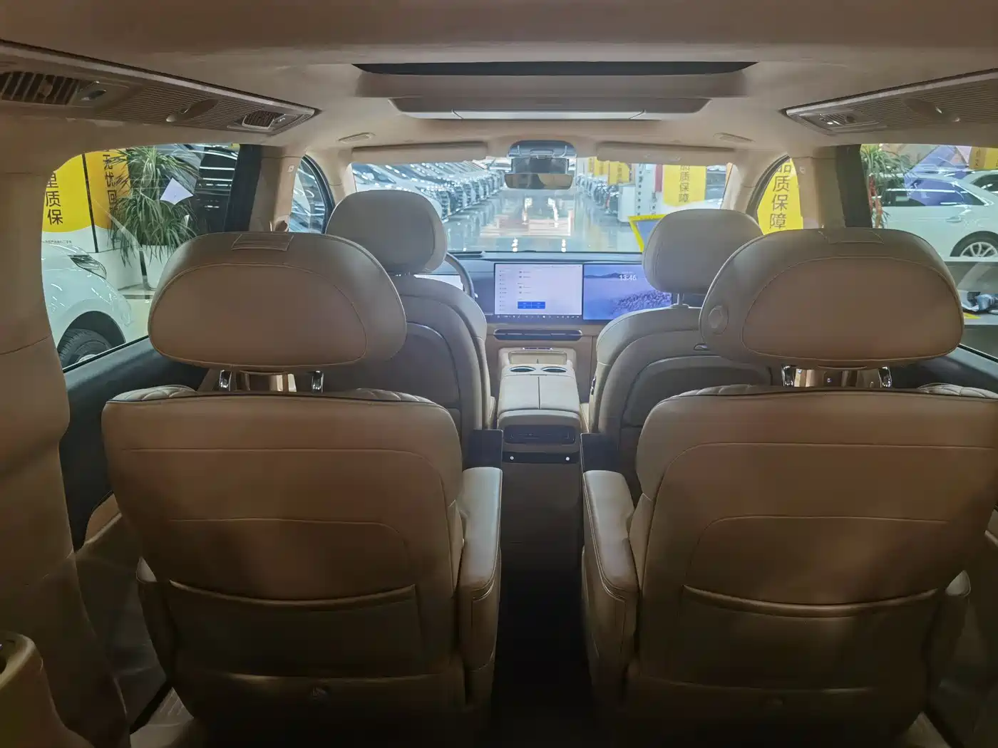 Voyah Auto Voyah Dreamer 2025 PHEV AWD Flagship Kunpeng Edition фото 9