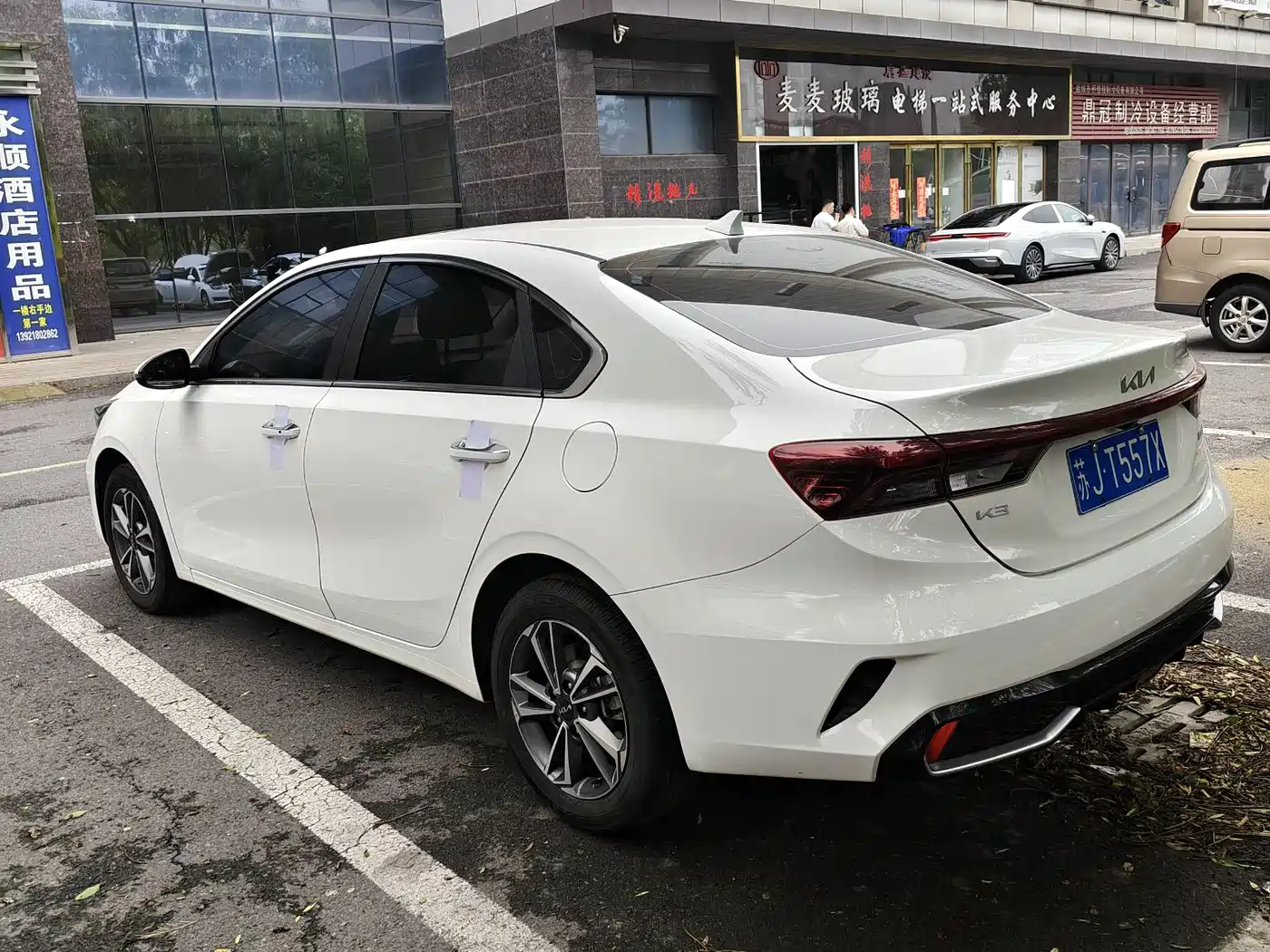 Kia K3 2023 Model 1.5L CVT Luxury Edition фото 9