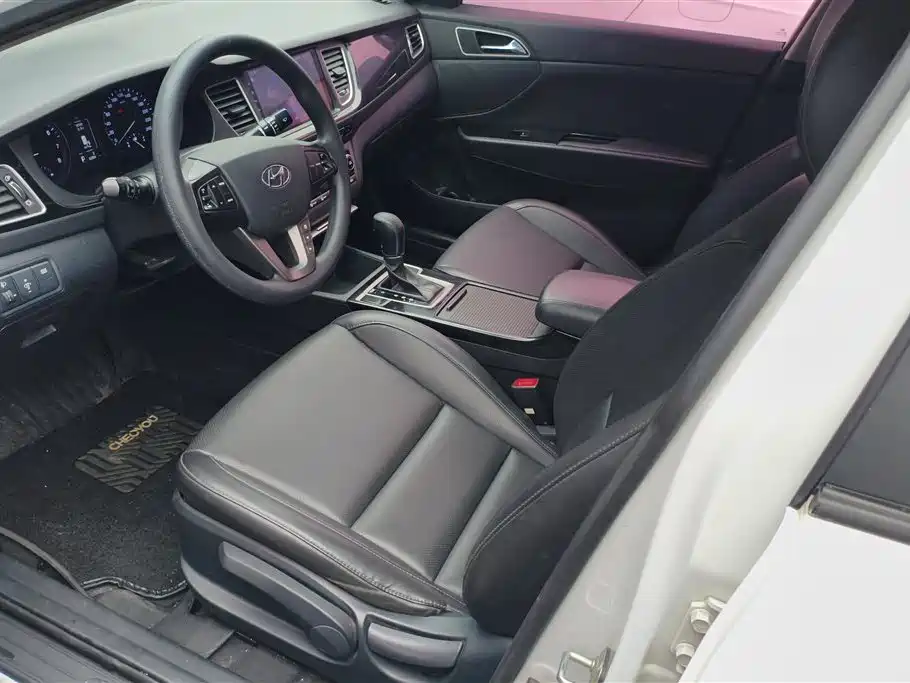 Hyundai Mistra 2014 1.8L Auto Smart GLS фото 9