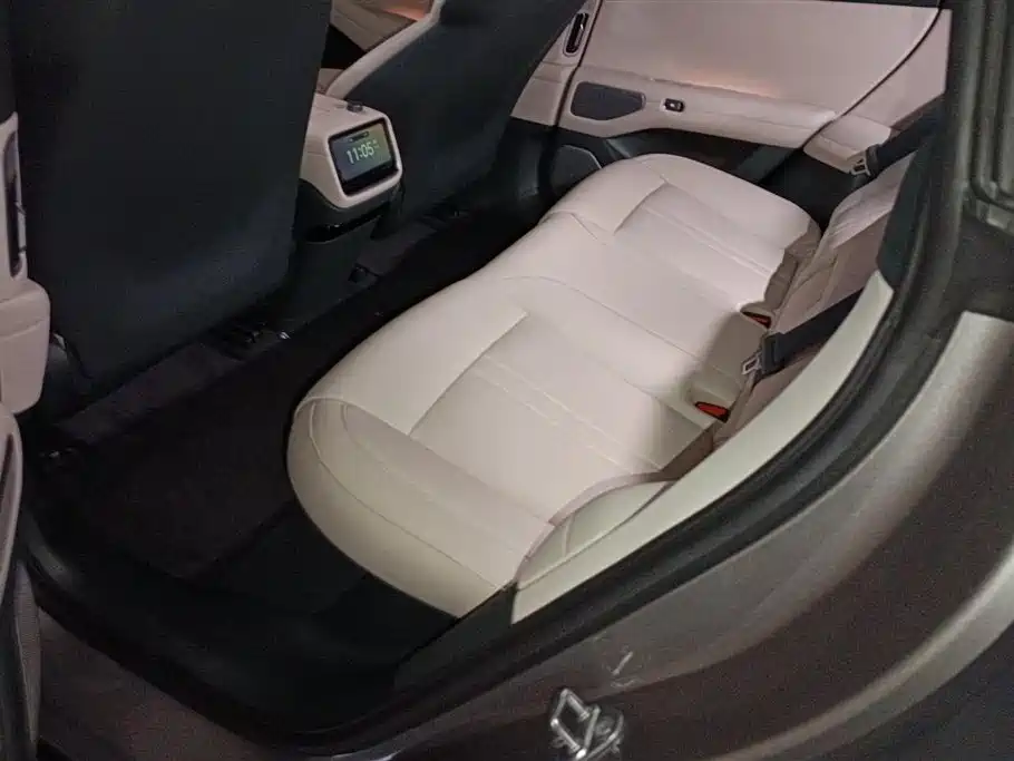 XIAOMI CAR XIAOMI YU7