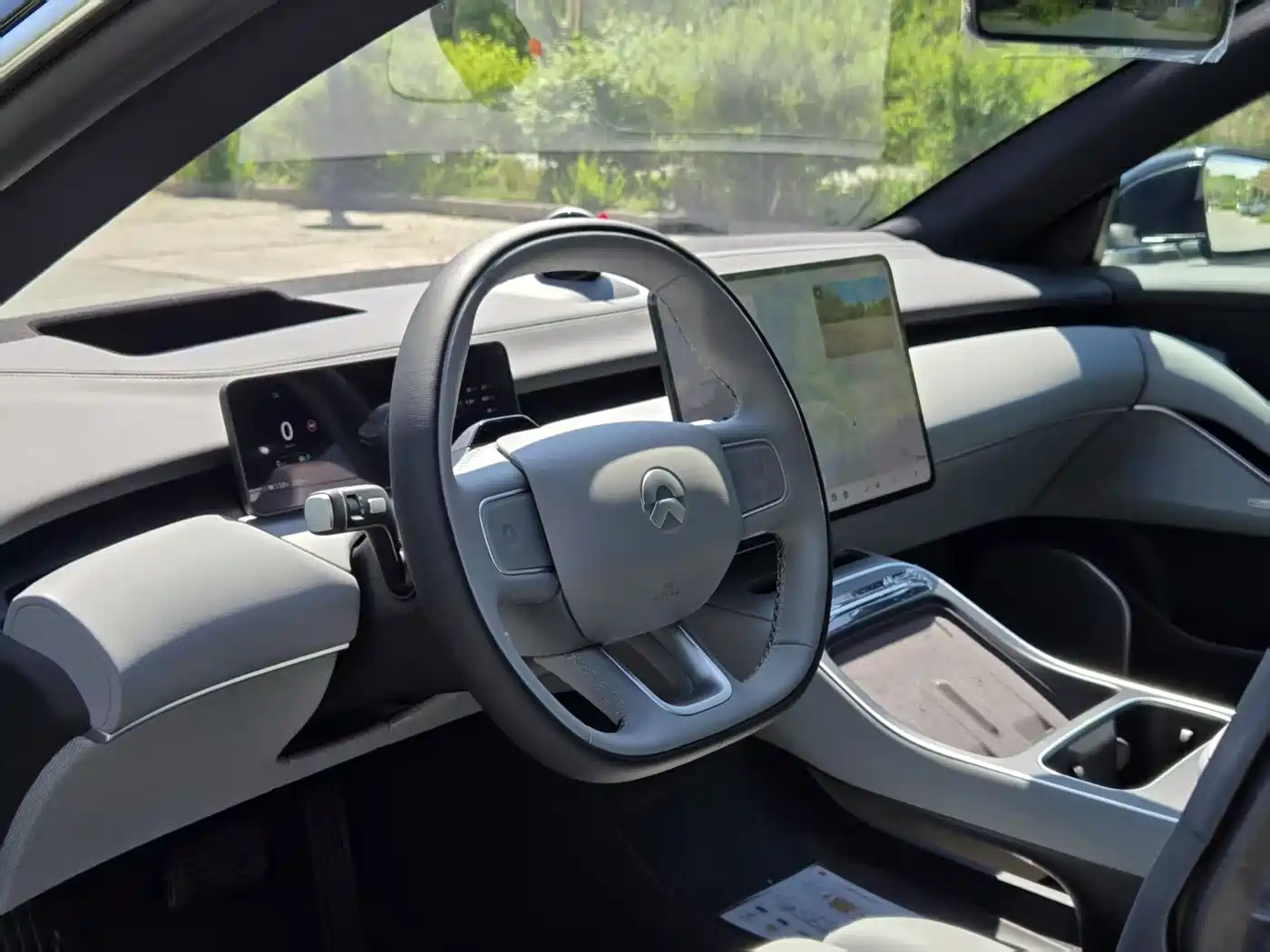 NIO ET5T фото 7