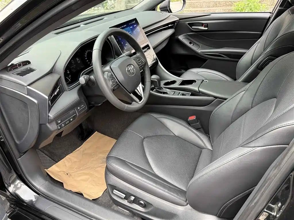 Toyota Avalon 2022 2.0L Luxury Edition фото 14
