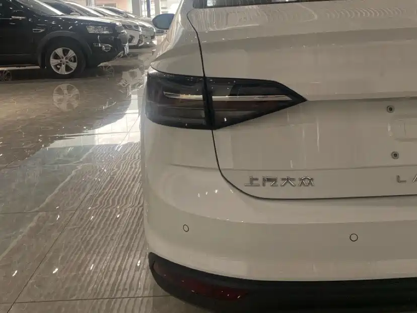 Volkswagen Lavida 2026 Model X-Ray 1.5L Premium Elegance Edition фото 6