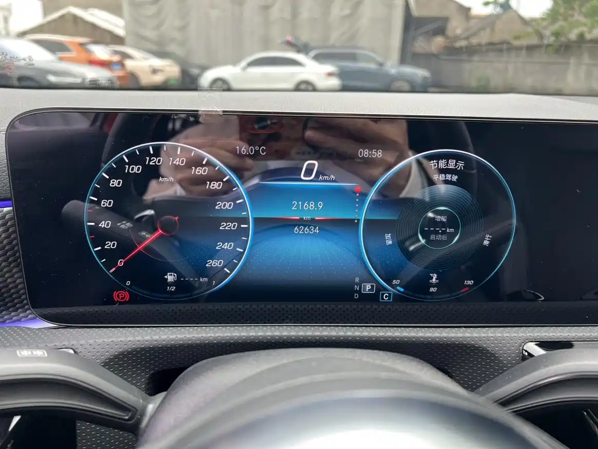 Mercedes-Benz A-Class 2021 A 200 L Sport Sedan Dynamic Type фото 8