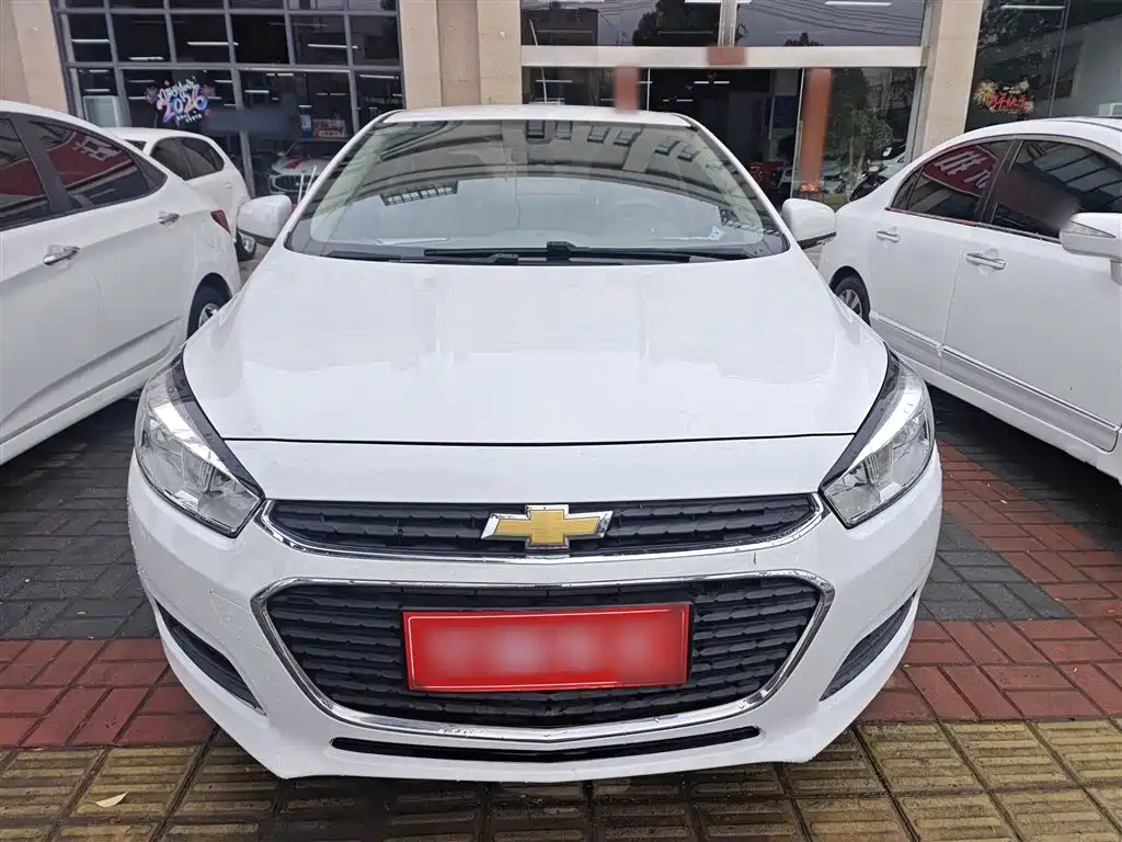 Chevrolet Cruze 2015 1.5L Automatic Fashion Navigation Edition фото 3