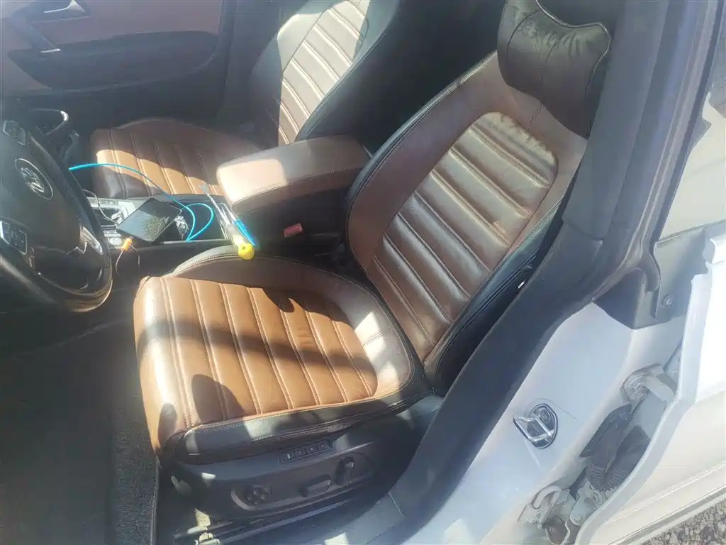 Volkswagen FAW-Volkswagen CC 2016 Model 1.8TSI Luxury фото 15