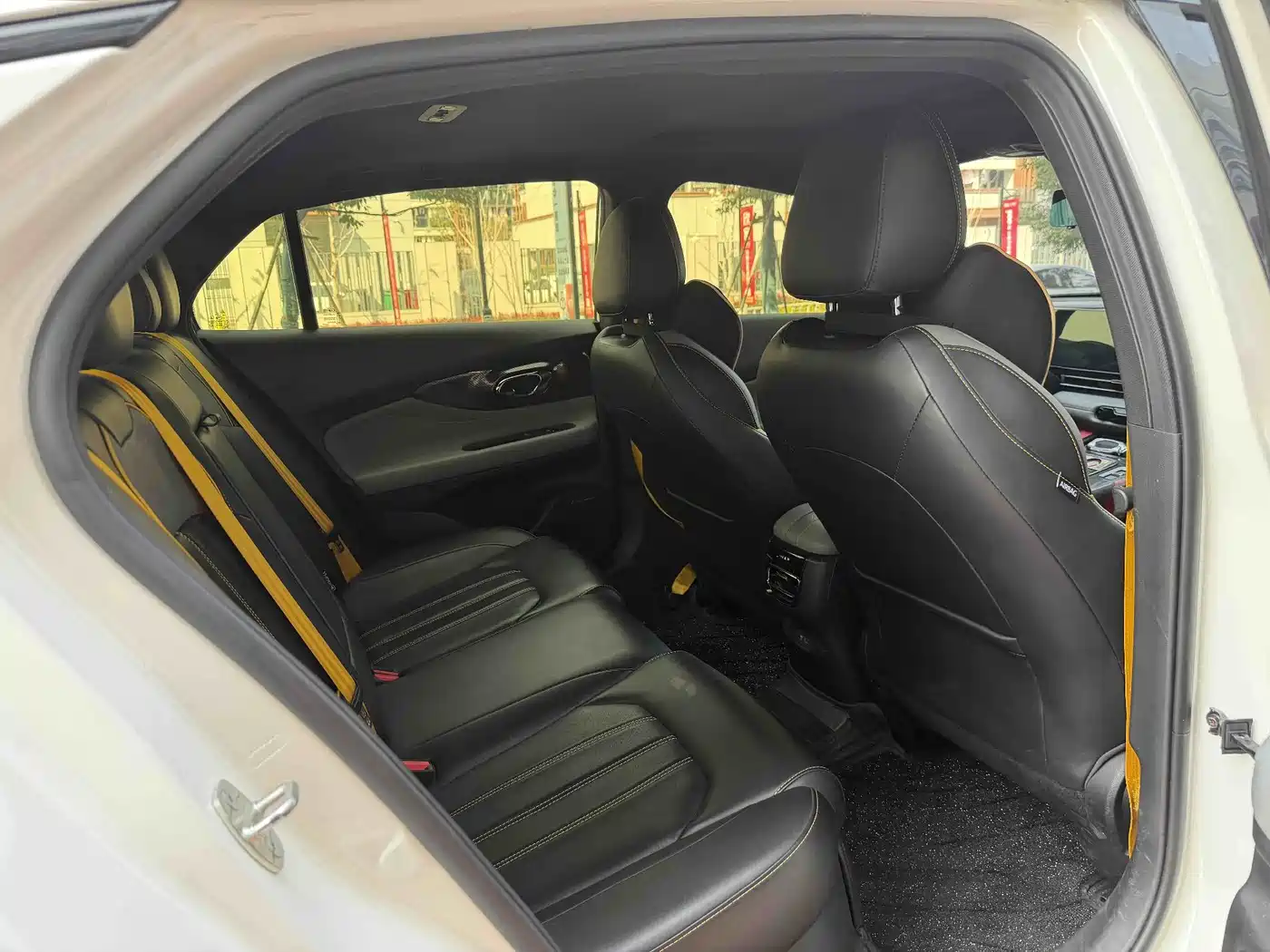 GAC Trumpchi Trumpchi Emkoo 2021 270T DCT J15 Edition фото 4