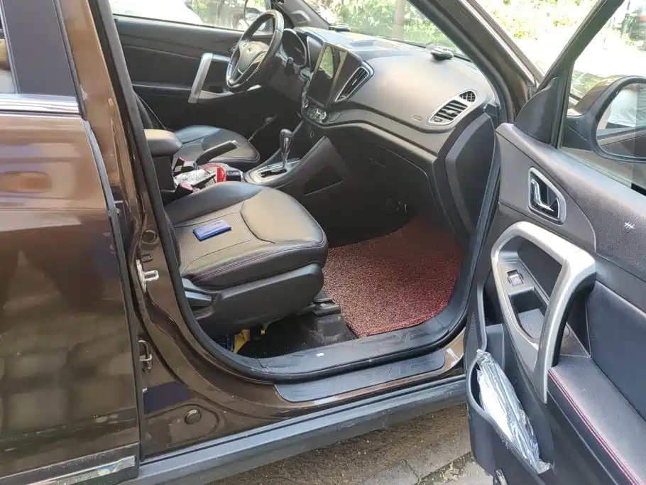 Chery Tiggo 5 2015 2015 2.0L CVT Family Joy