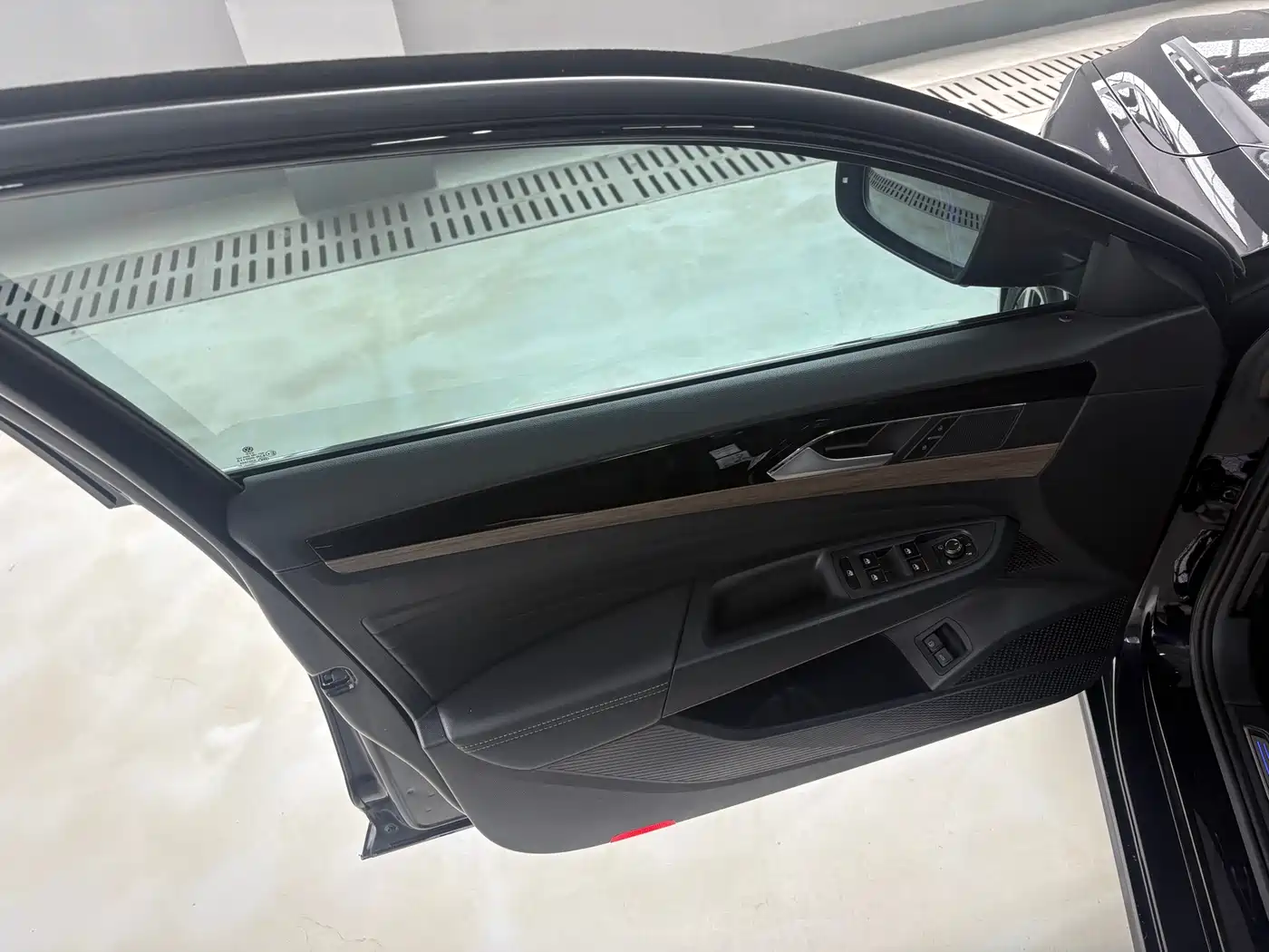 Volkswagen Passat New Energy 2020 430PHEV Hybrid Luxury (China VI) фото 11