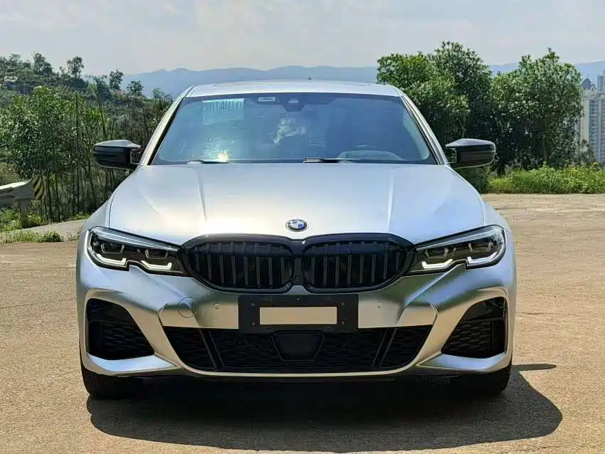 BMW 3 Series 2020 330i M Sport Blackout Package фото 2
