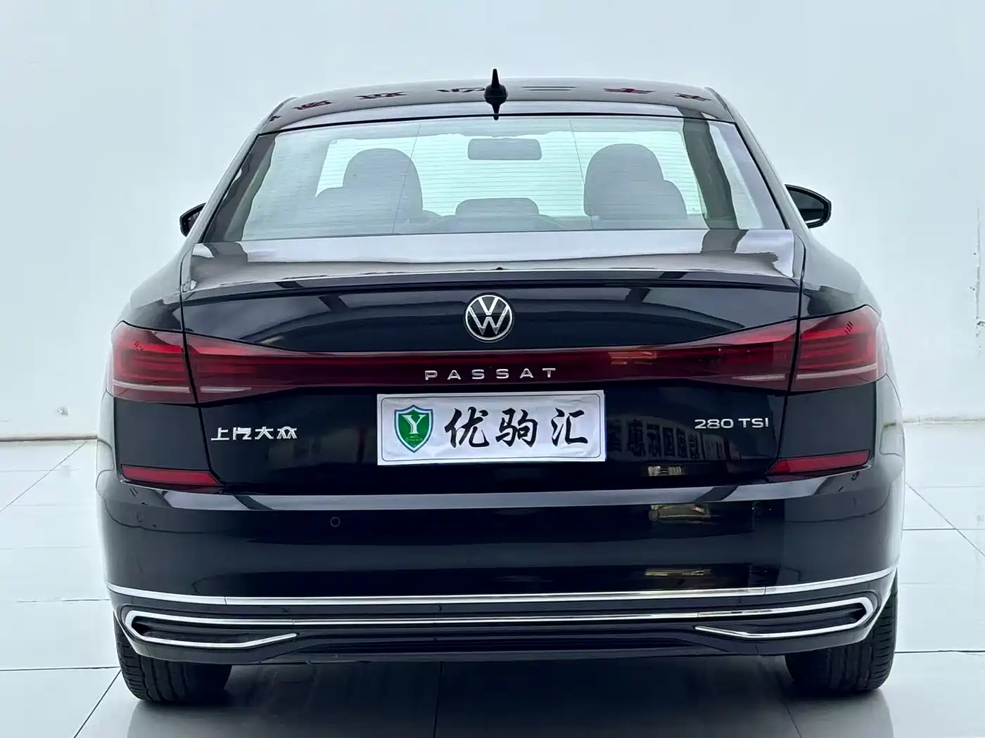 Volkswagen Passat 2022 280TSI Business Edition фото 4
