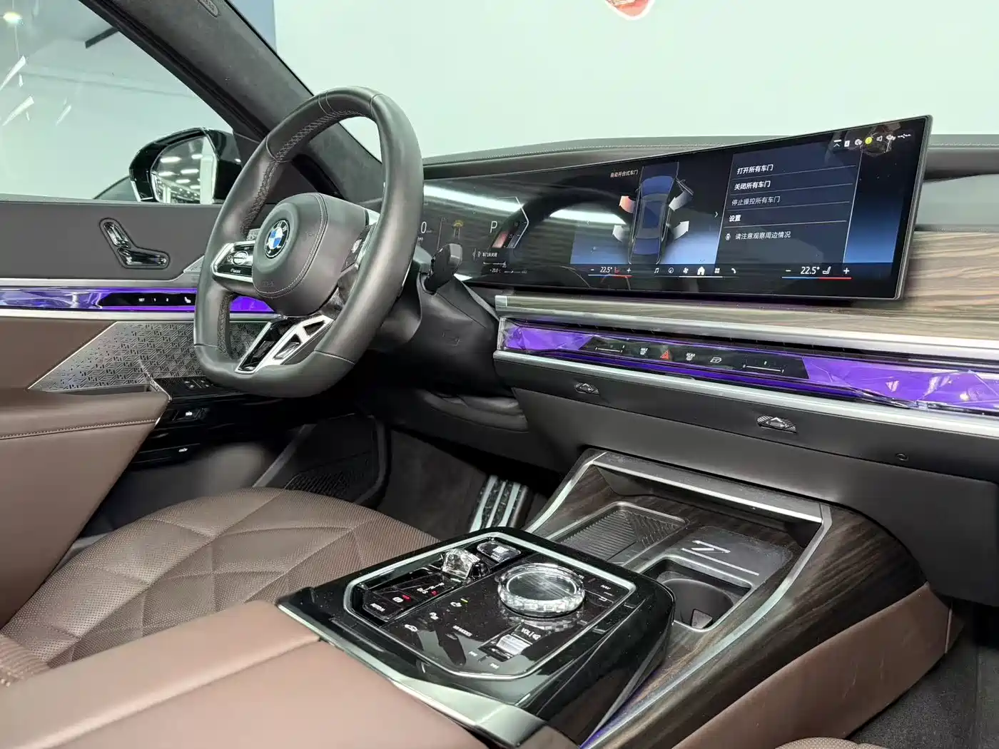 BMW 7 Series 2023 Model 735Li M Sport Package фото 12
