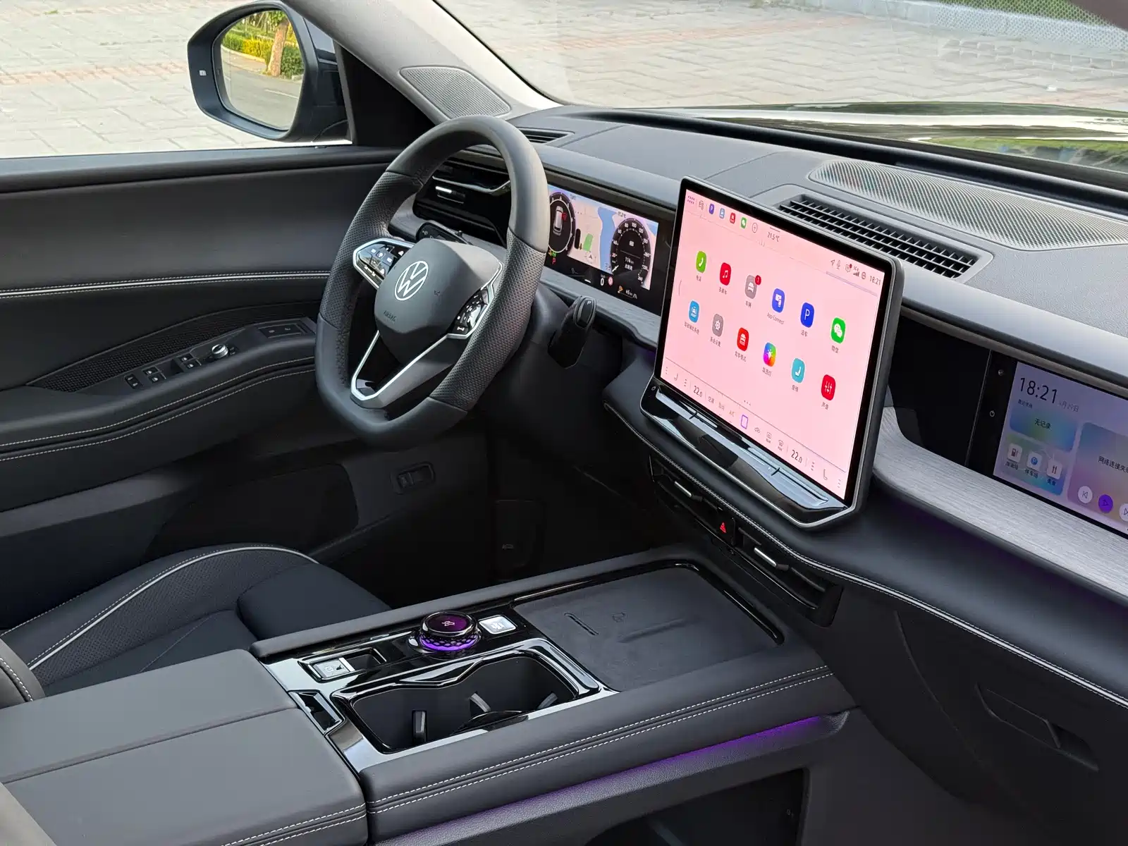 Photo 19 - Volkswagen Teramont