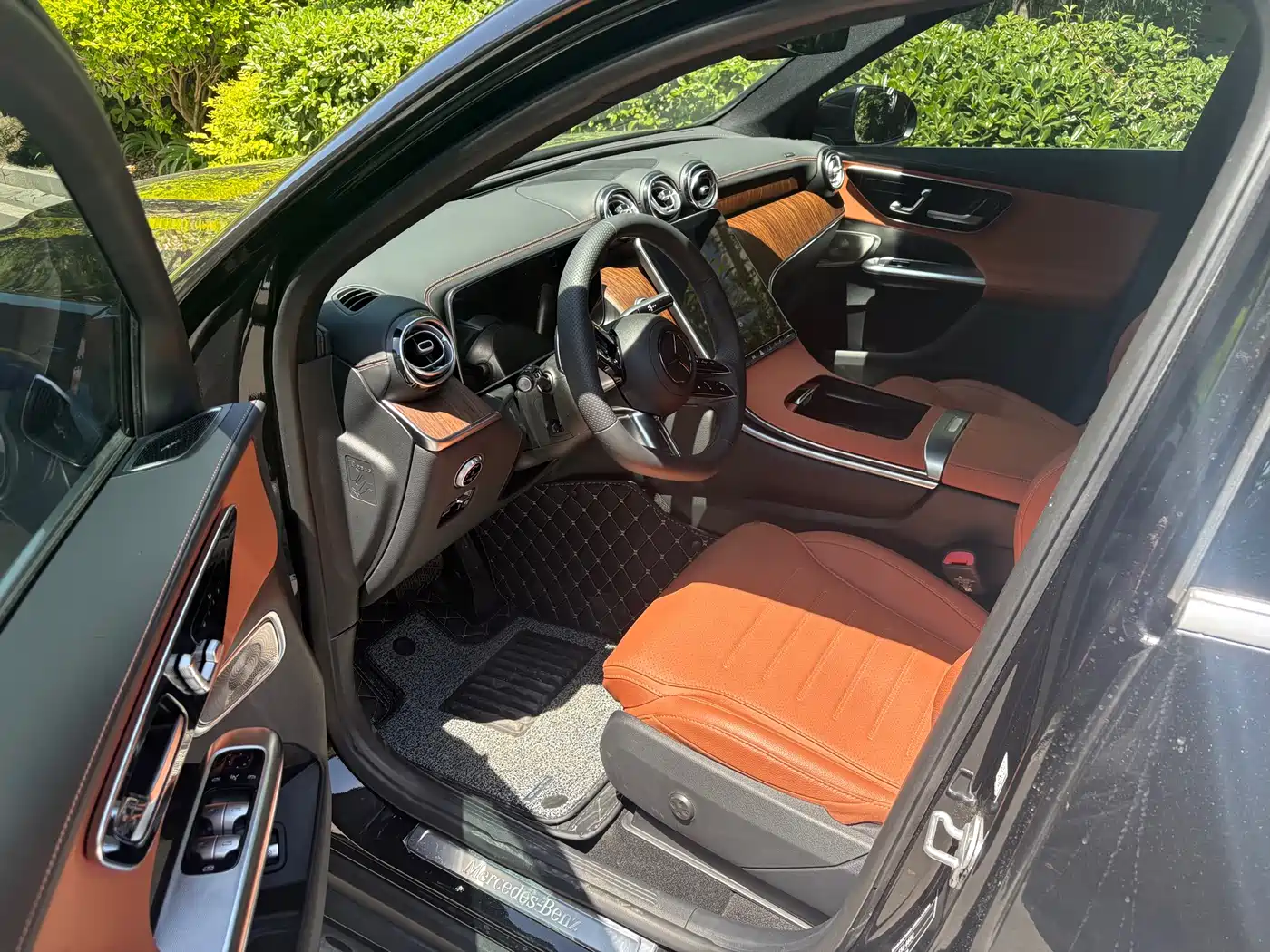 Mercedes-Benz GLC 2025 GLC 300 L 4MATIC Dynamic 5-seater фото 5