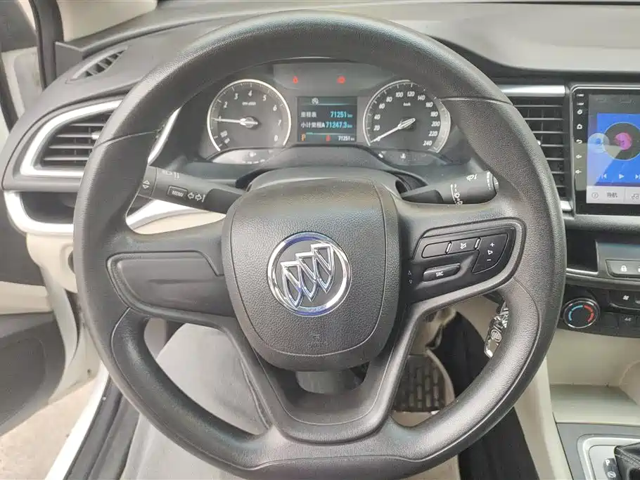 Buick Excelle 2015 15N Automatic Elite фото 15