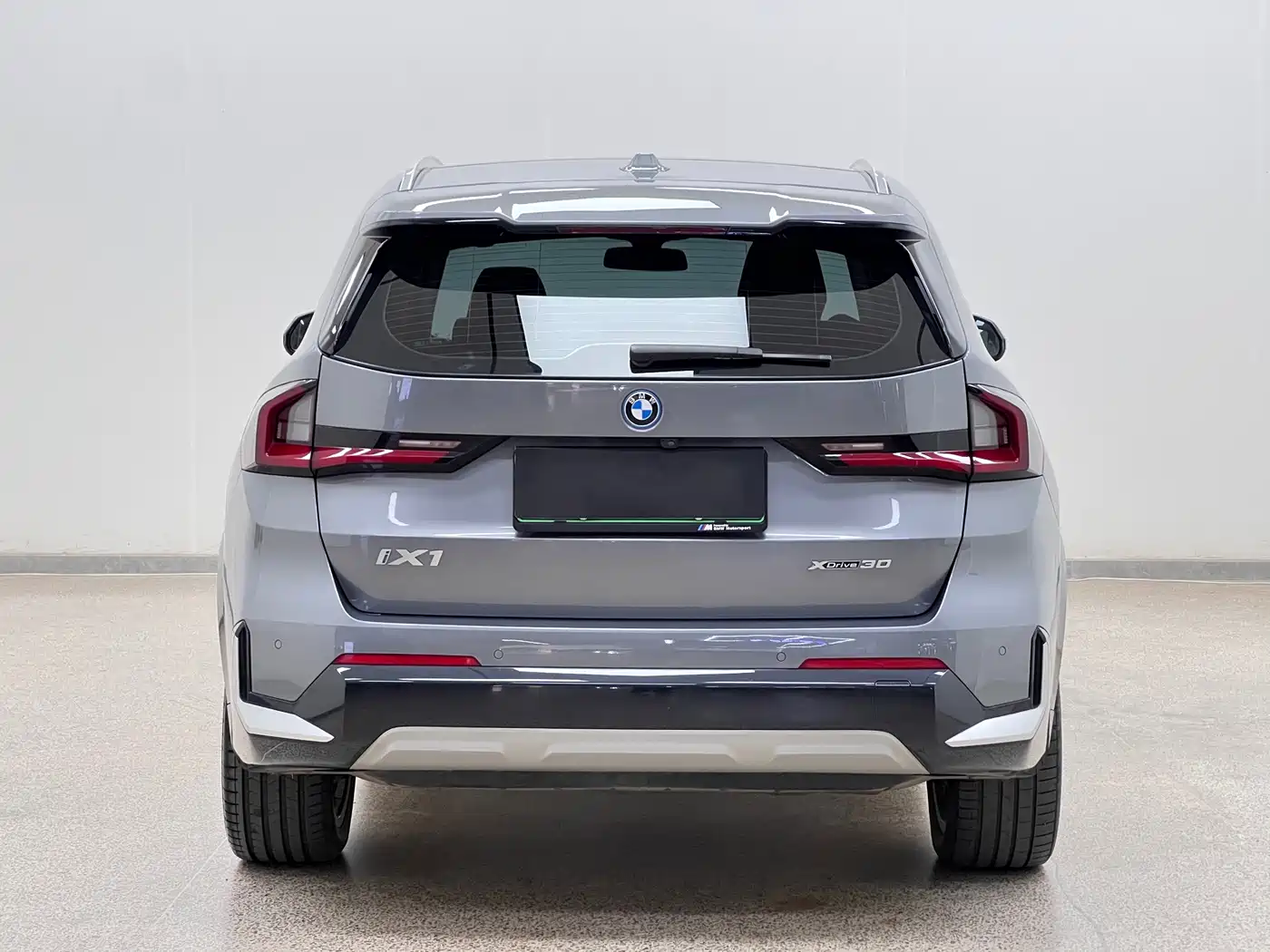 BMW iX1 2023 2023 xDrive30L X Design Package
