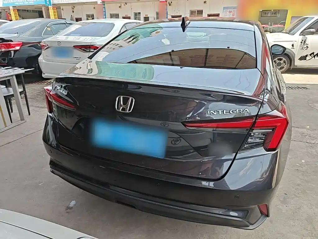 Honda Integra 2024 2023 240TURBO CVT Leading Edition