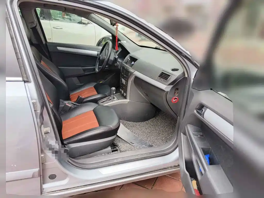 Opel Astra 2007 2005 1.8 Luxury