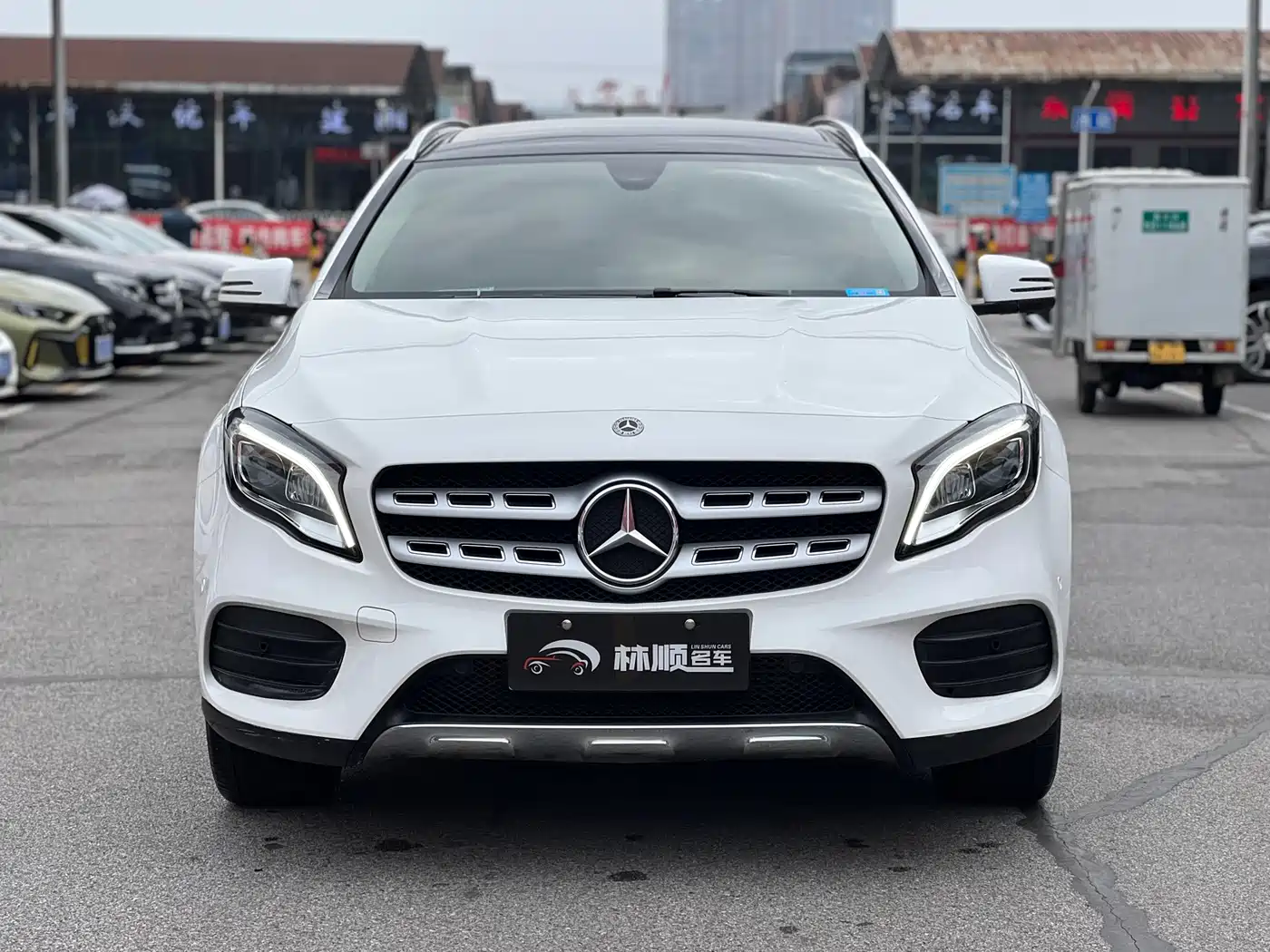 Mercedes-Benz GLA 2019 GLA 200 Fashion фото 2