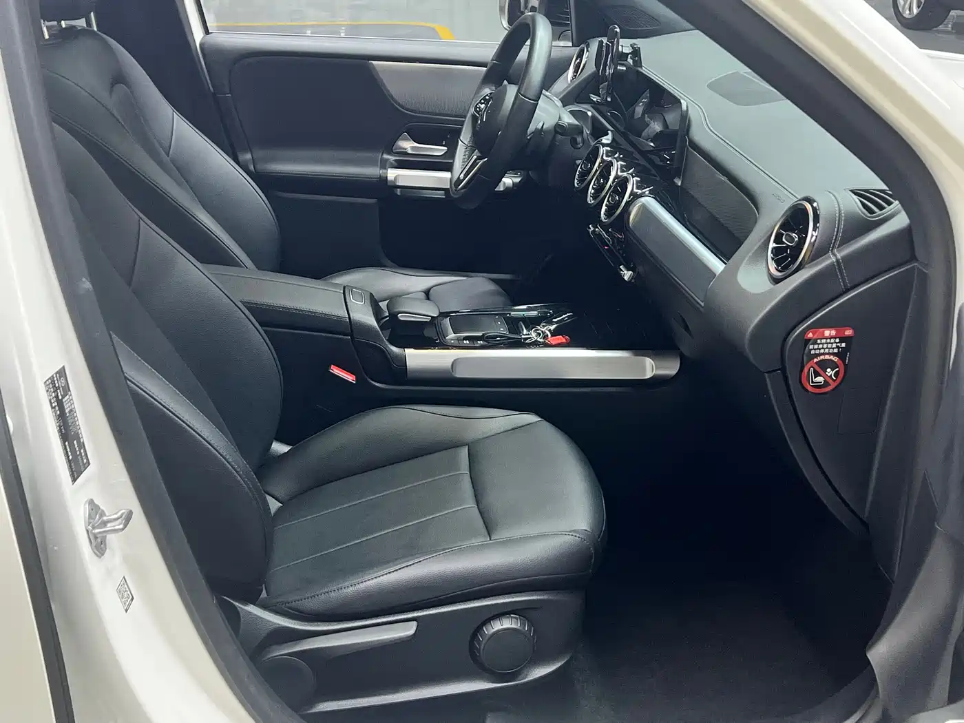 Mercedes-Benz GLB 2022 Facelift II GLB 200 Dynamic фото 9