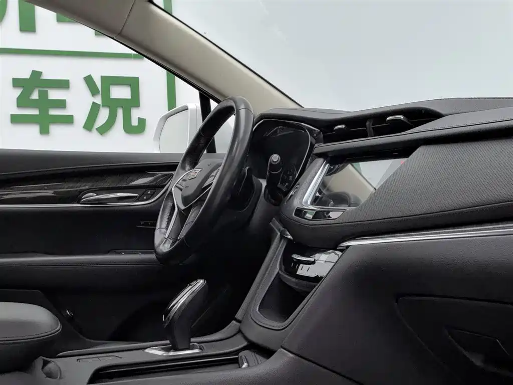 Cadillac XT5 2018 25T Luxury фото 22