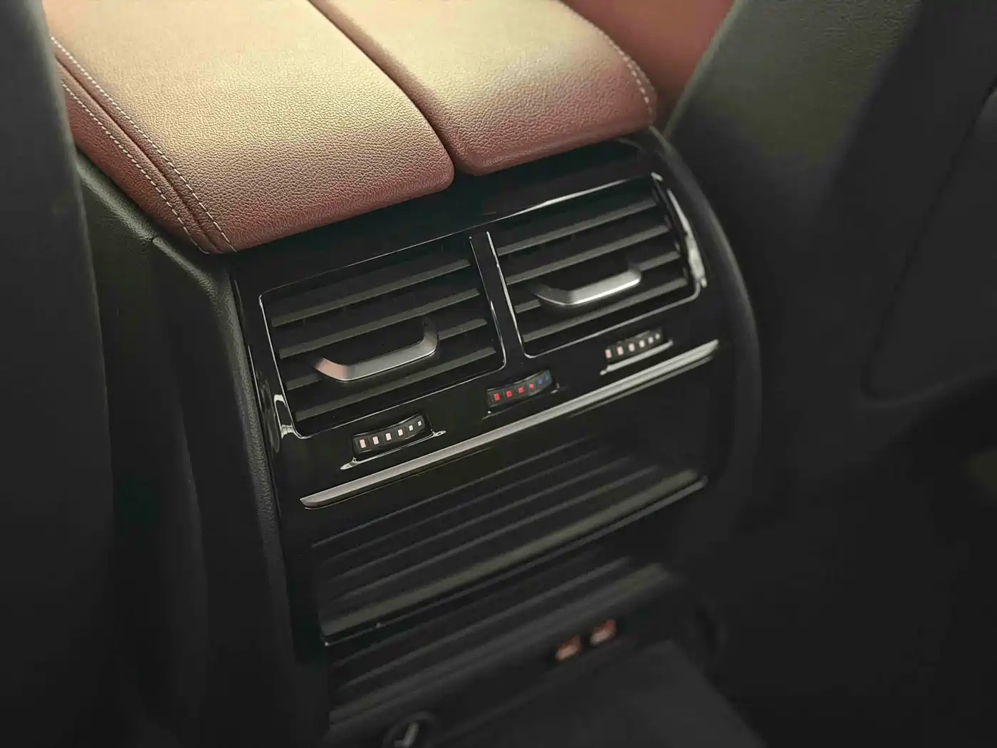 BMW 5 Series 2022 530Li Leading M Sport Package фото 11