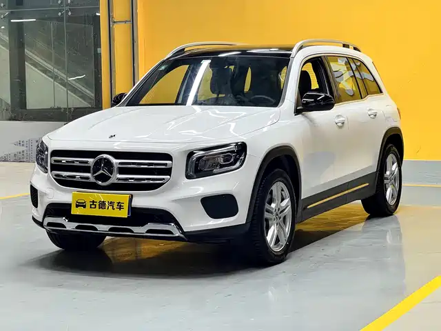 MERCEDES-BENZ GLB