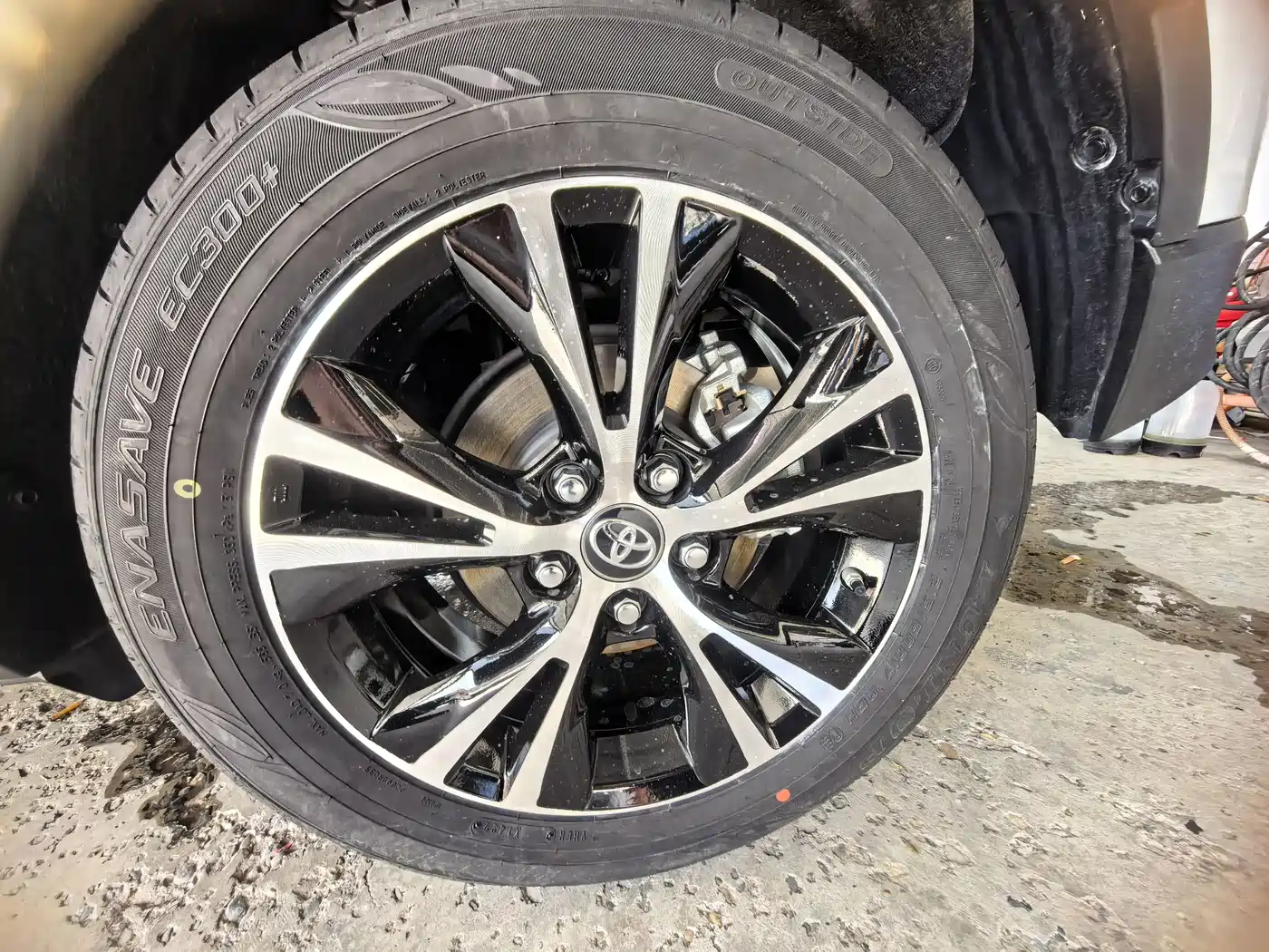 Toyota IZOA 2022 2.0L Yixiang CARE Edition фото 11