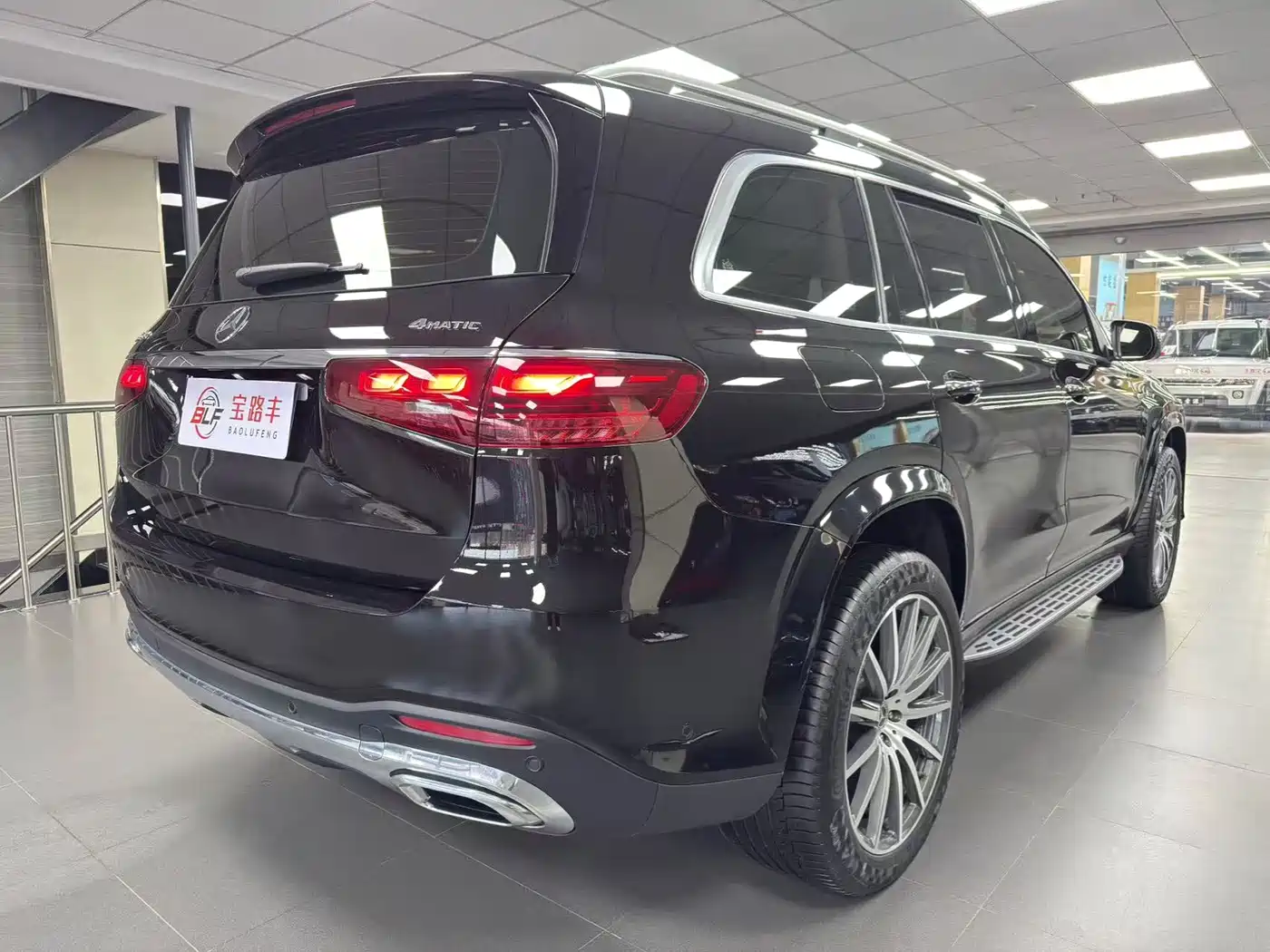 MERCEDES-BENZ GLS
