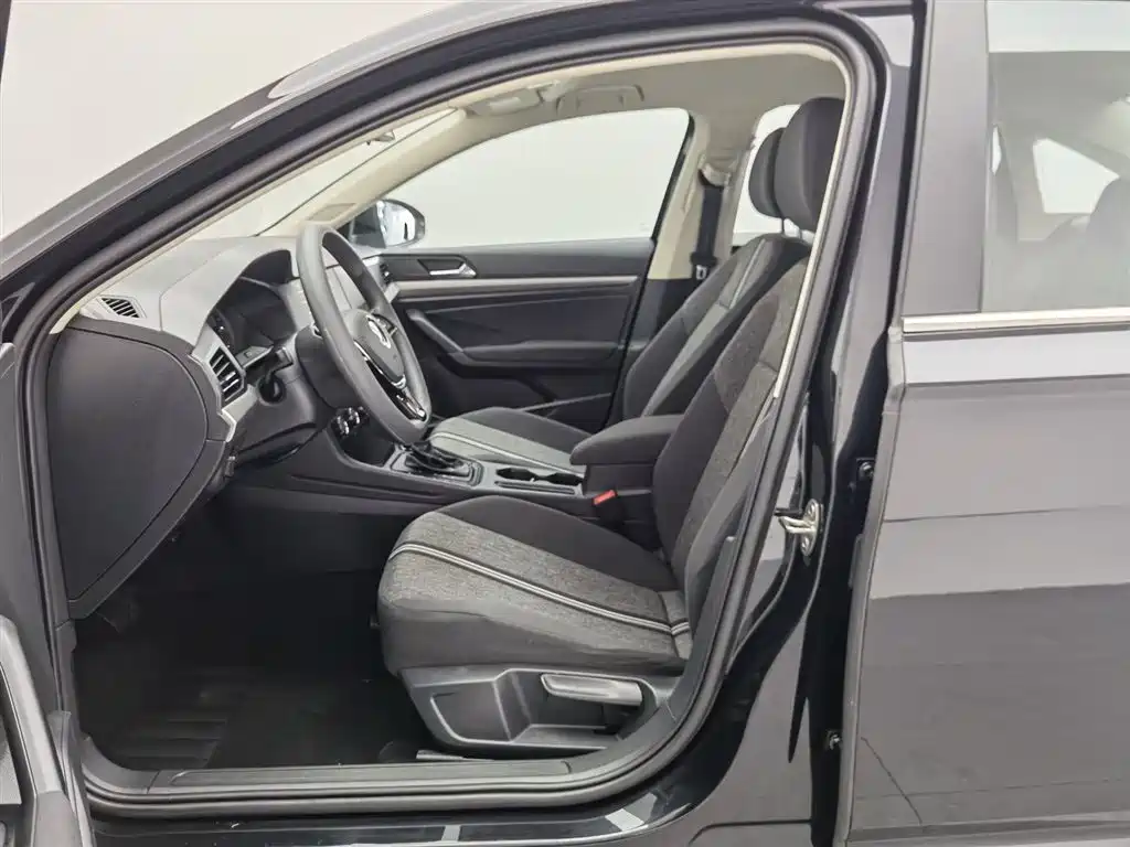 Volkswagen Lavida 2021 1.5L Automatic Trend Edition фото 10