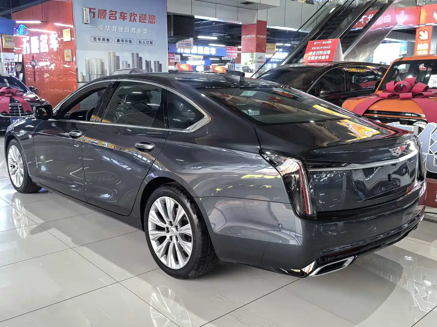 CADILLAC CT6